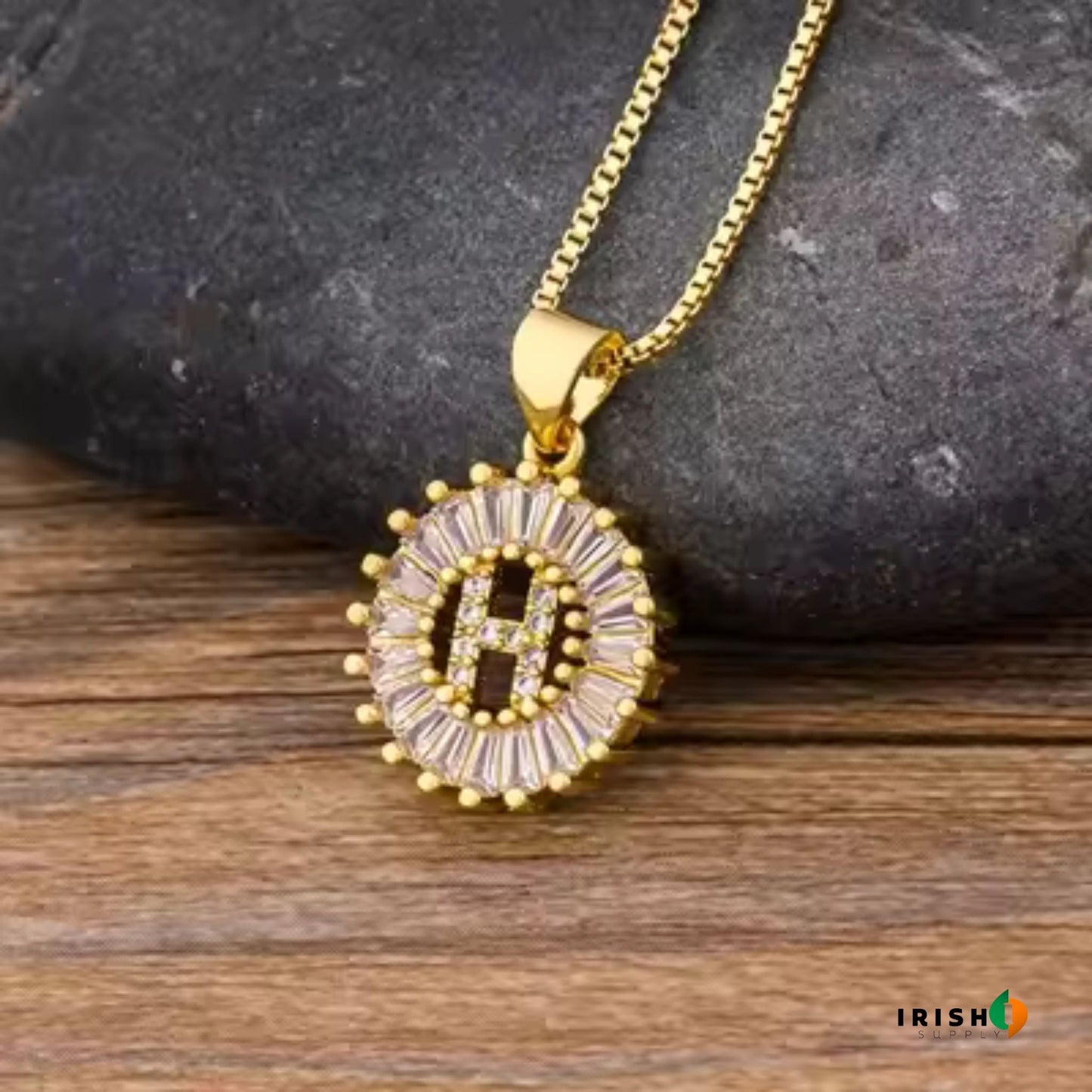 GLEAMIA Diamond Shine Letter Necklace