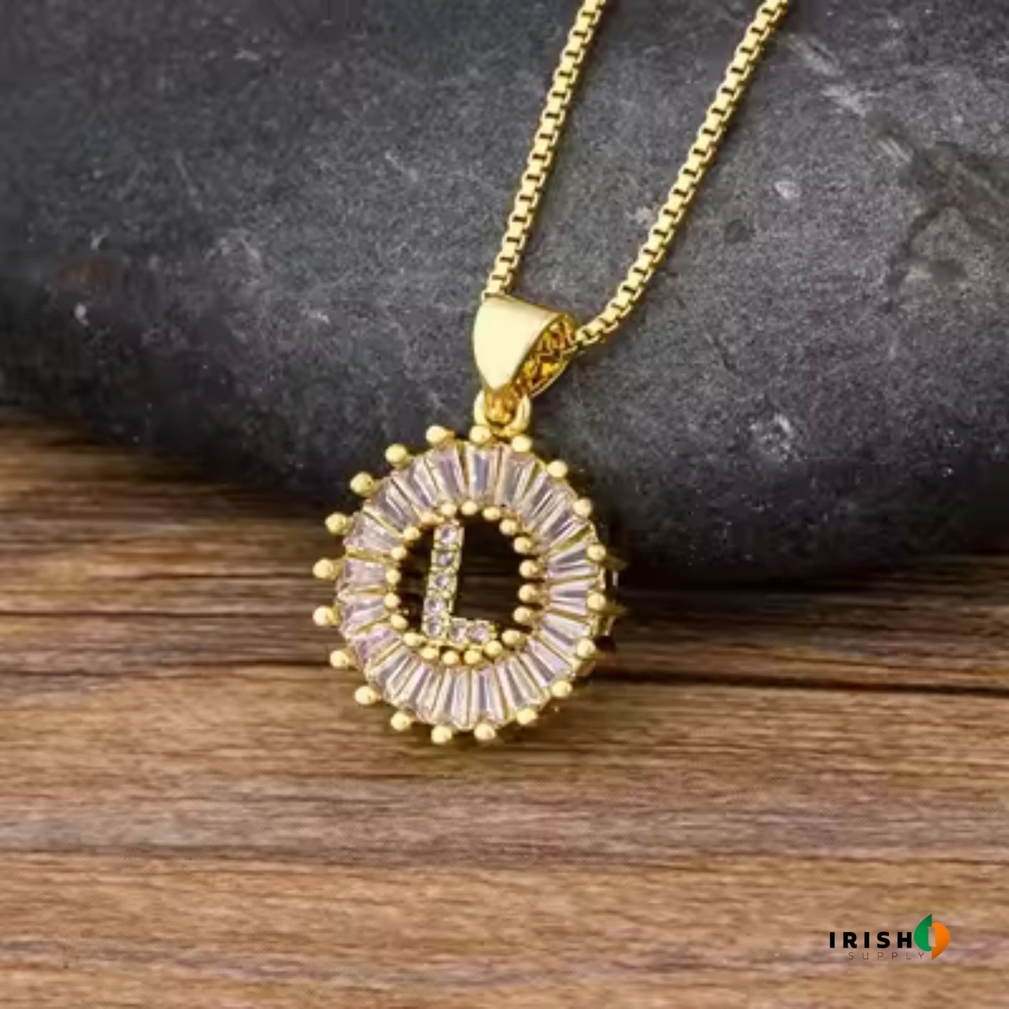 GLEAMIA Diamond Shine Letter Necklace