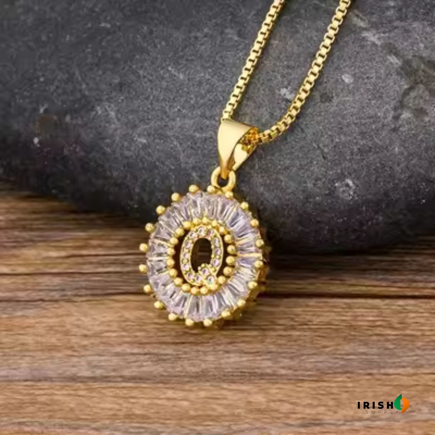 GLEAMIA Diamond Shine Letter Necklace