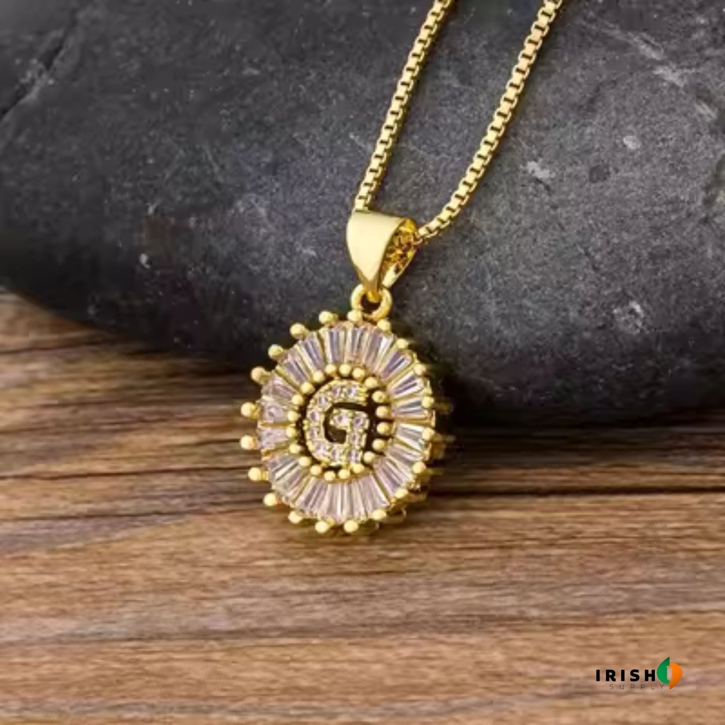 GLEAMIA Diamond Shine Letter Necklace