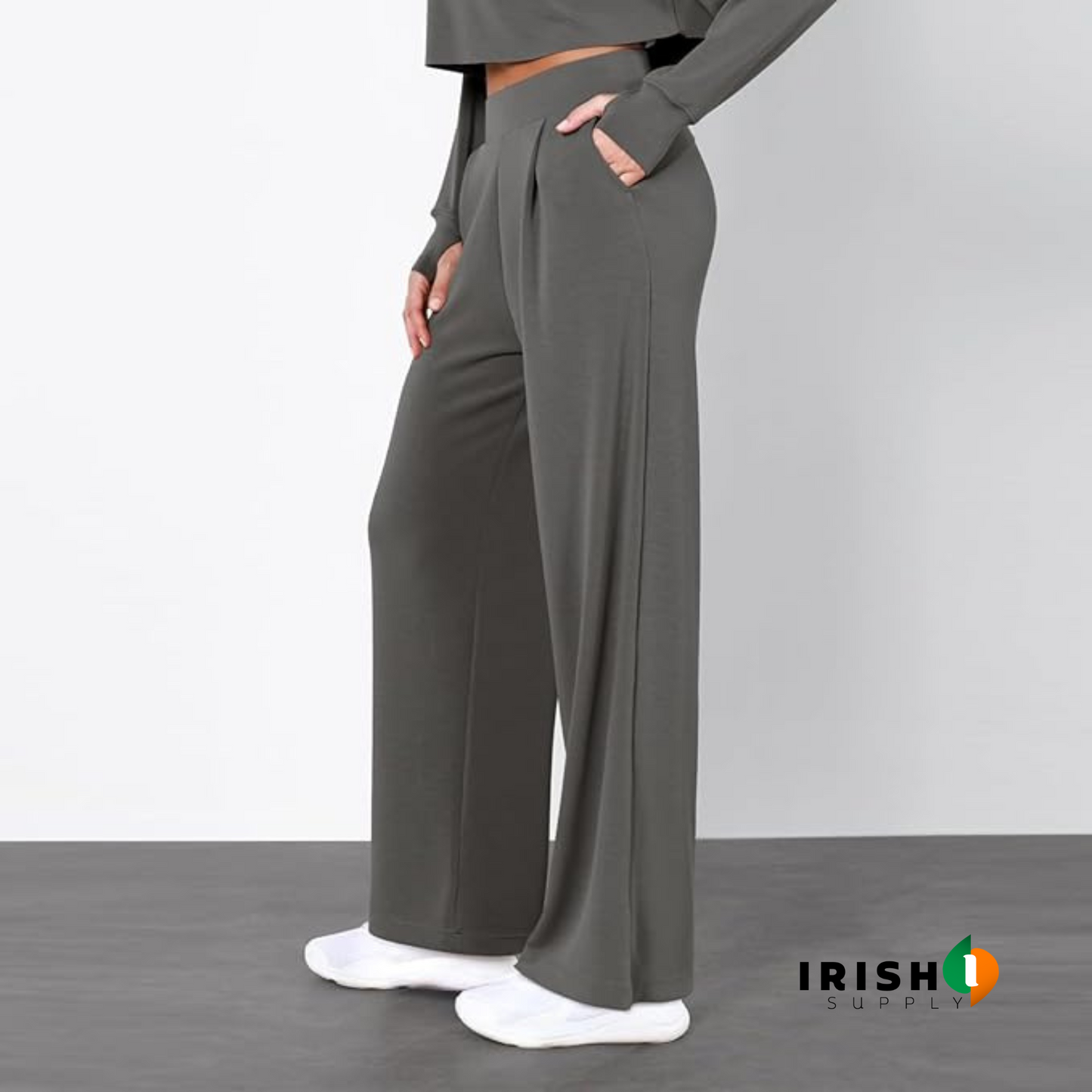 VANTIQ High-Waisted Straight Pants